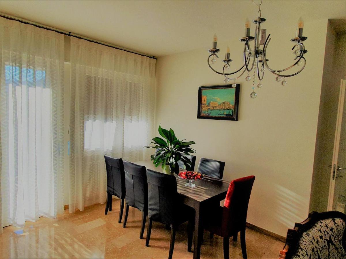 Arianna Apartments ヴィットリオ・ヴェネト エクステリア 写真